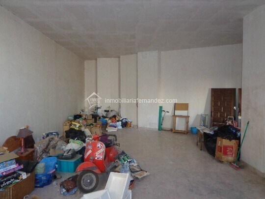 Retail in Cáceres to rent Building Photo- Image 1 of 3