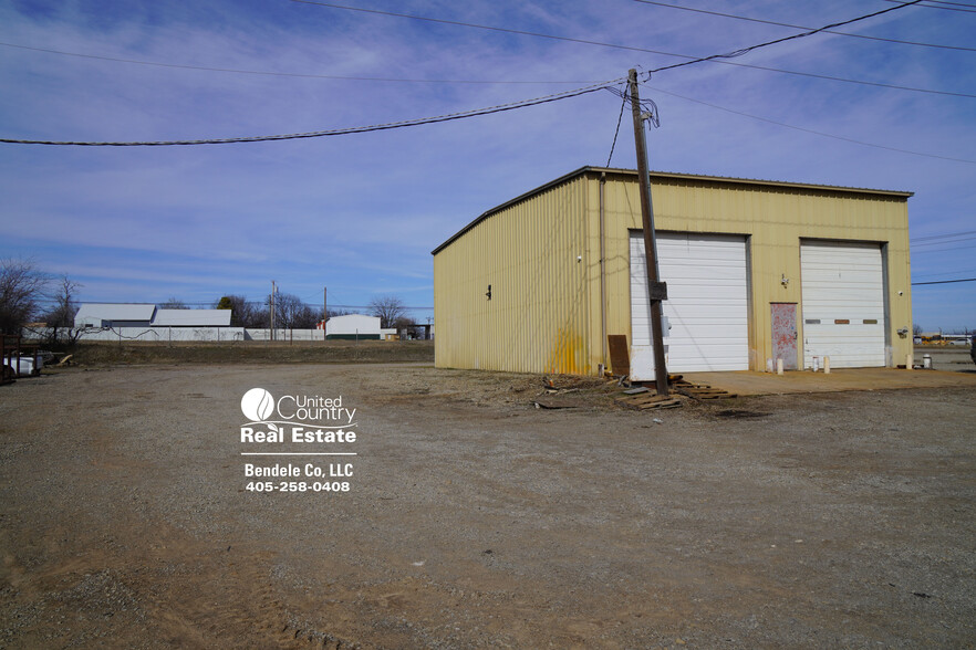 103 S Allied Rd, Stroud, OK for sale - Building Photo - Image 1 of 8