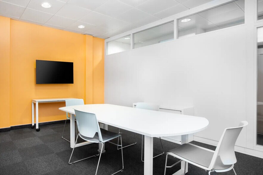 Office in Schiltigheim to rent - Interior Photo - Image 1 of 10