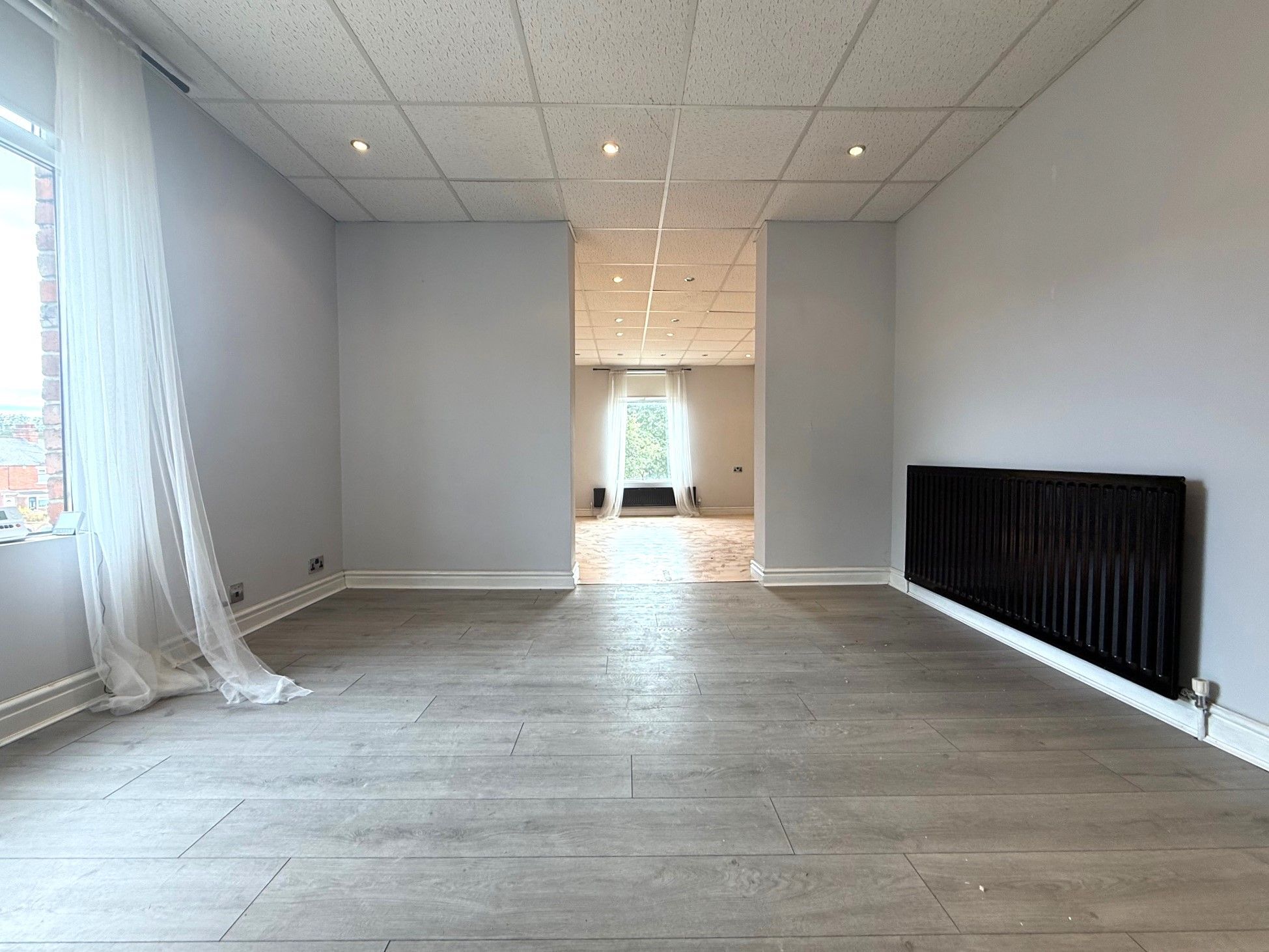Albert Square, Chester Le Street to rent Interior Photo- Image 1 of 5