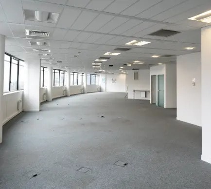 Office in Massy to rent - Interior Photo - Image 3 of 10