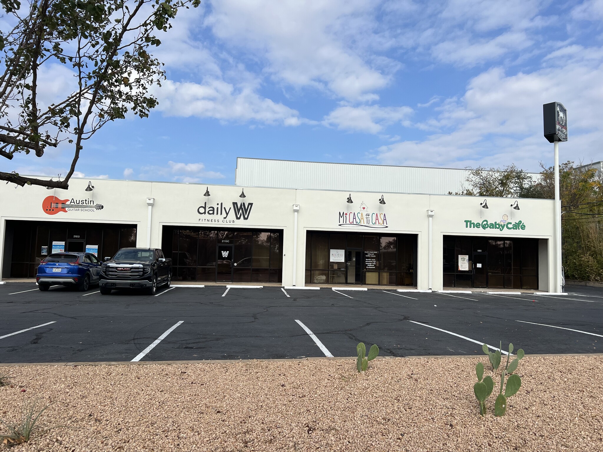 2110 Whitehorse Trl, Austin, TX to rent Building Photo- Image 1 of 6