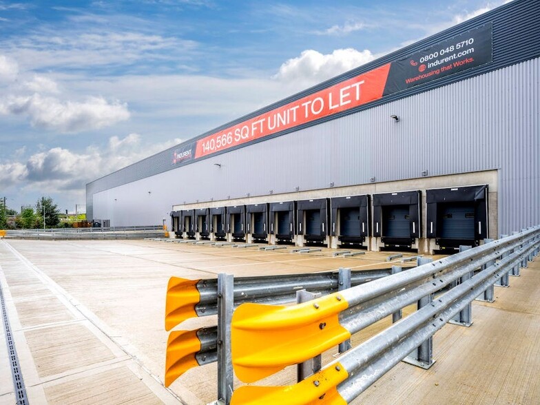 M140 Third Av, Milton Keynes for sale - Building Photo - Image 3 of 7