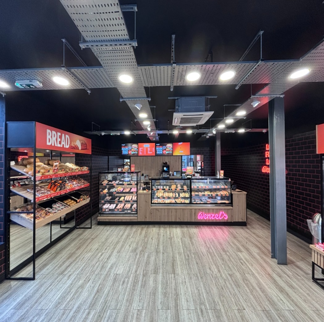 141-142 High St, Winchester to rent Interior Photo- Image 1 of 7