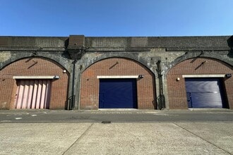 Broughton St, London to rent Building Photo- Image 1 of 5
