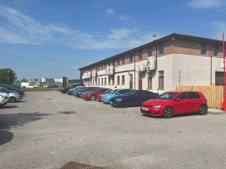 Wellheads Dr, Dyce to rent - Building Photo - Image 3 of 17