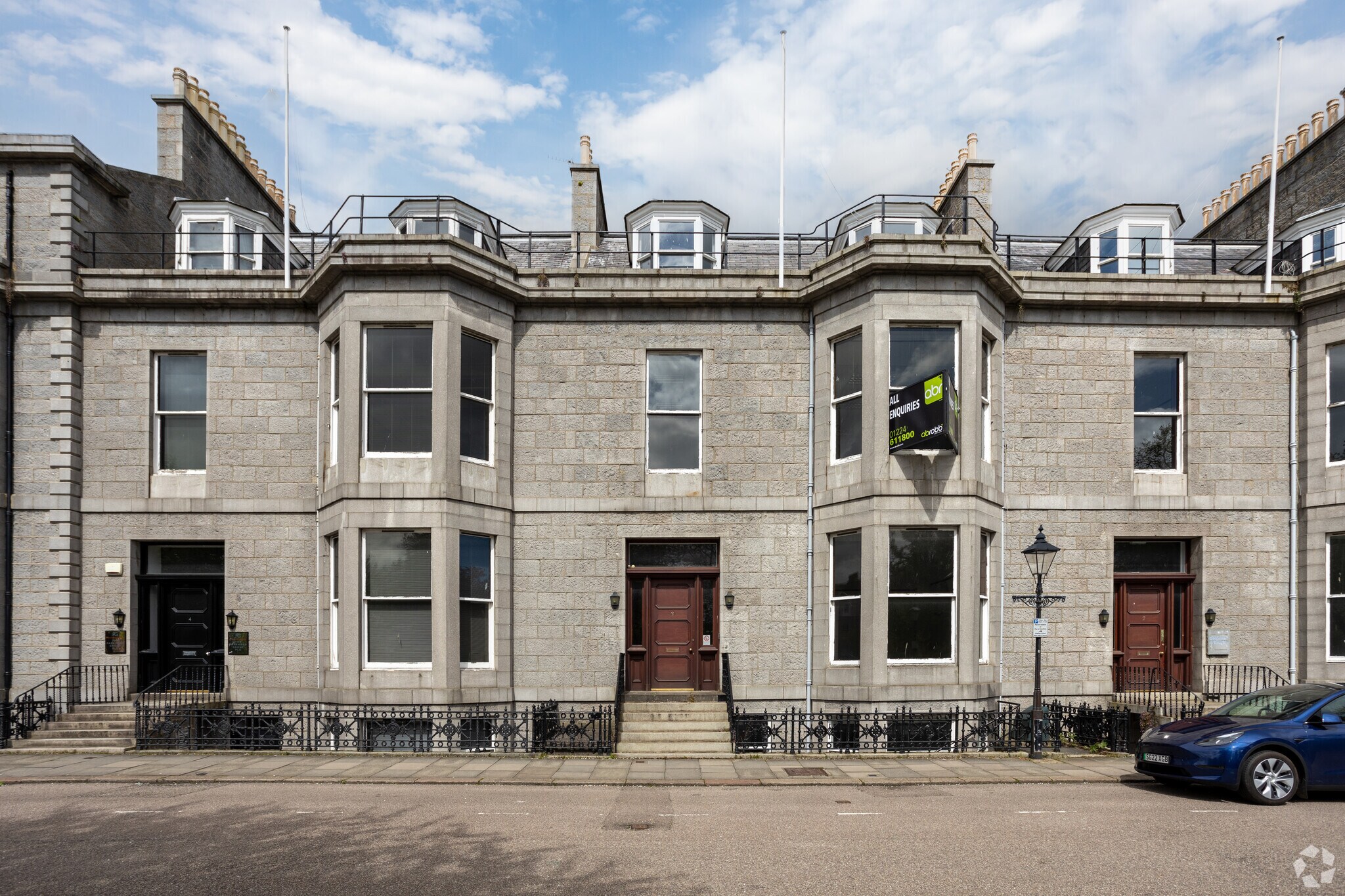 3 Queens Ter, Aberdeen for sale Primary Photo- Image 1 of 1