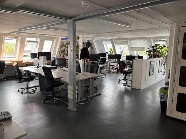 113-115 Fonthill Rd, London to rent - Interior Photo - Image 3 of 7