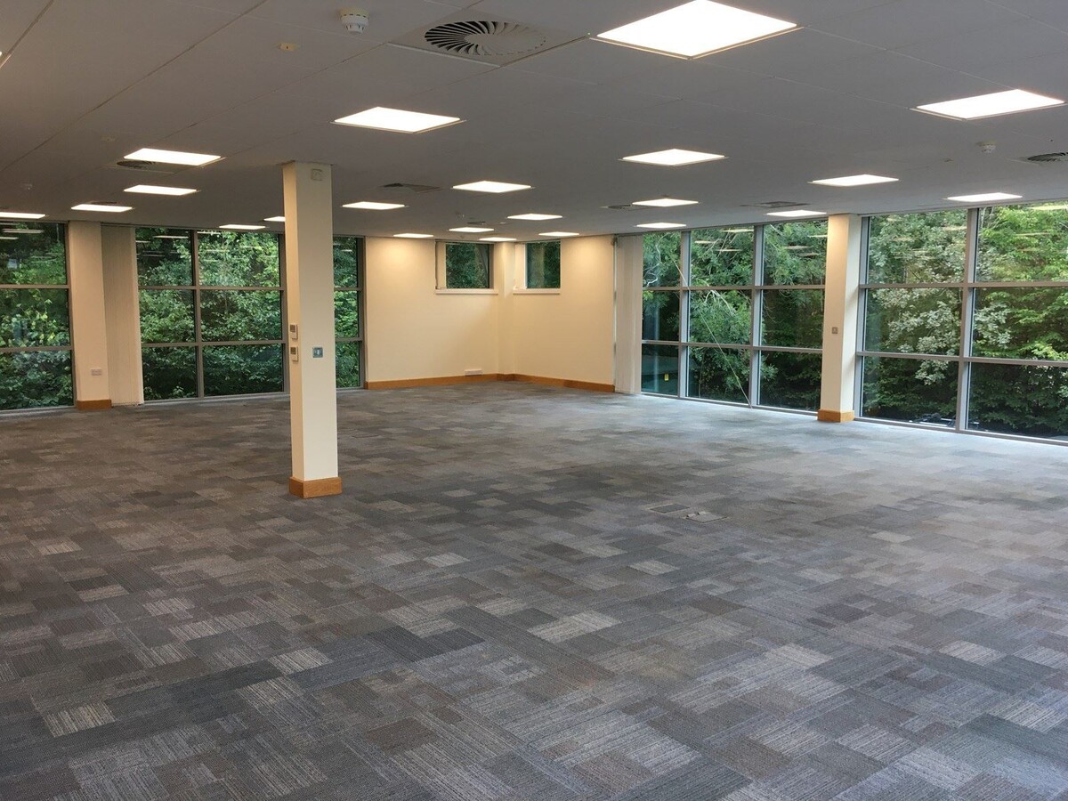 Fareham, HAM PO15 7FJ - Unit 5 - - Interior Photo - Image 1 of 3