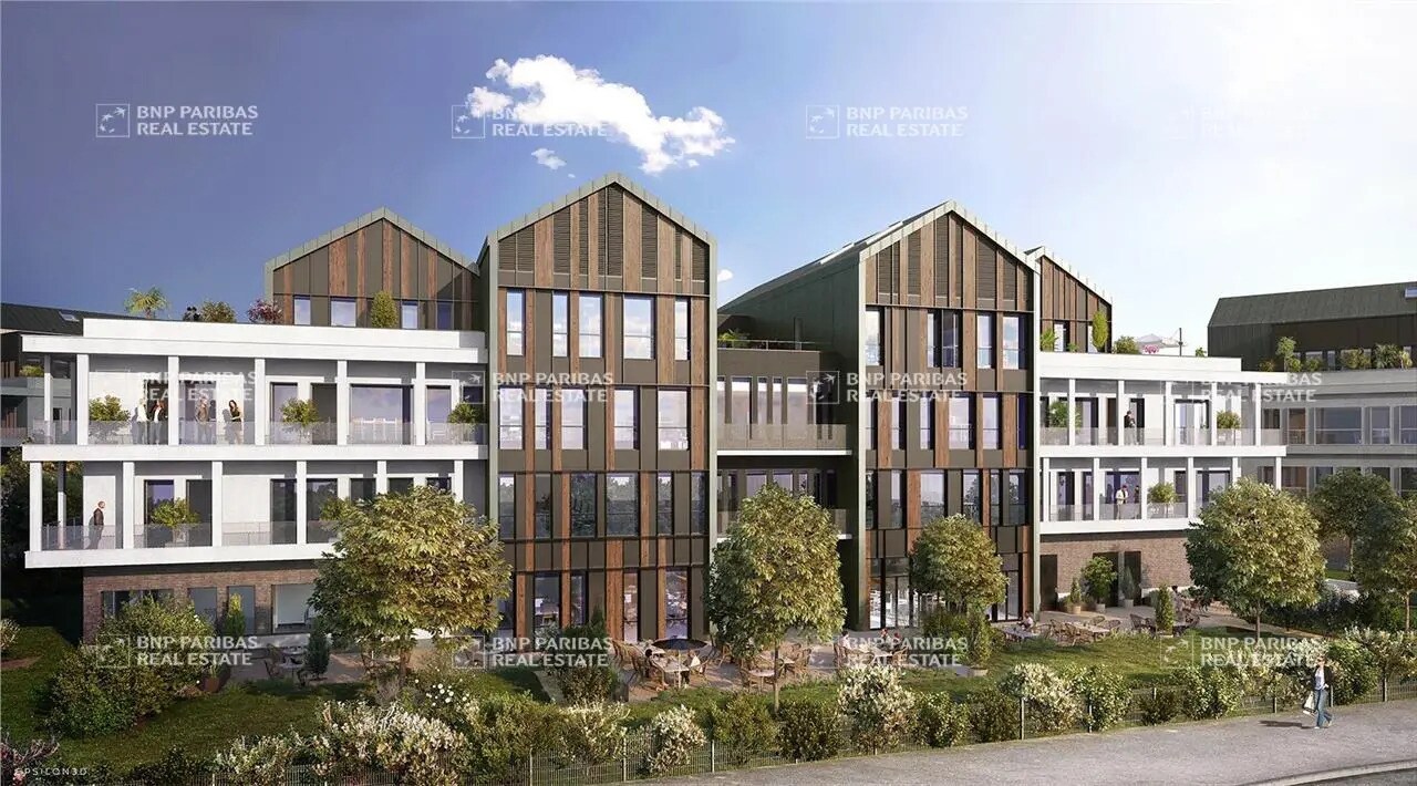 Retail in Serris for sale Primary Photo- Image 1 of 17