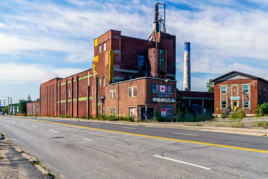 185-227 Lorne St, Sudbury, ON for sale - Primary Photo - Image 1 of 1