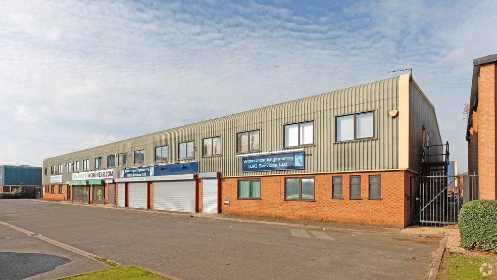 Storeys Bar Rd, Peterborough to rent - Building Photo - Image 2 of 4