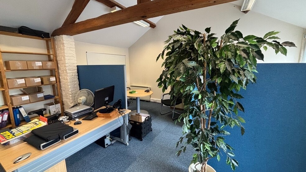 Broadwell, Rugby to rent - Interior Photo - Image 3 of 6