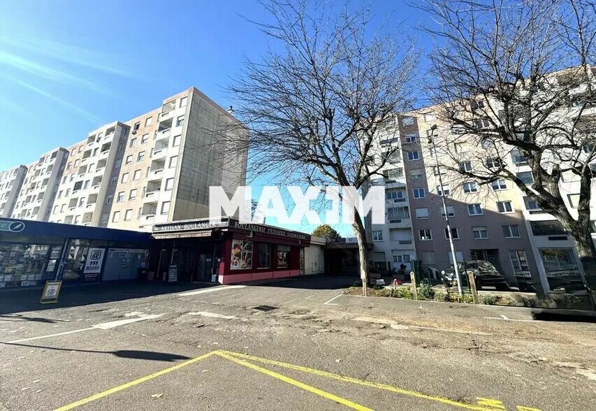 115 B Avenue Du Drapeau, Dijon for sale - Building Photo - Image 2 of 6