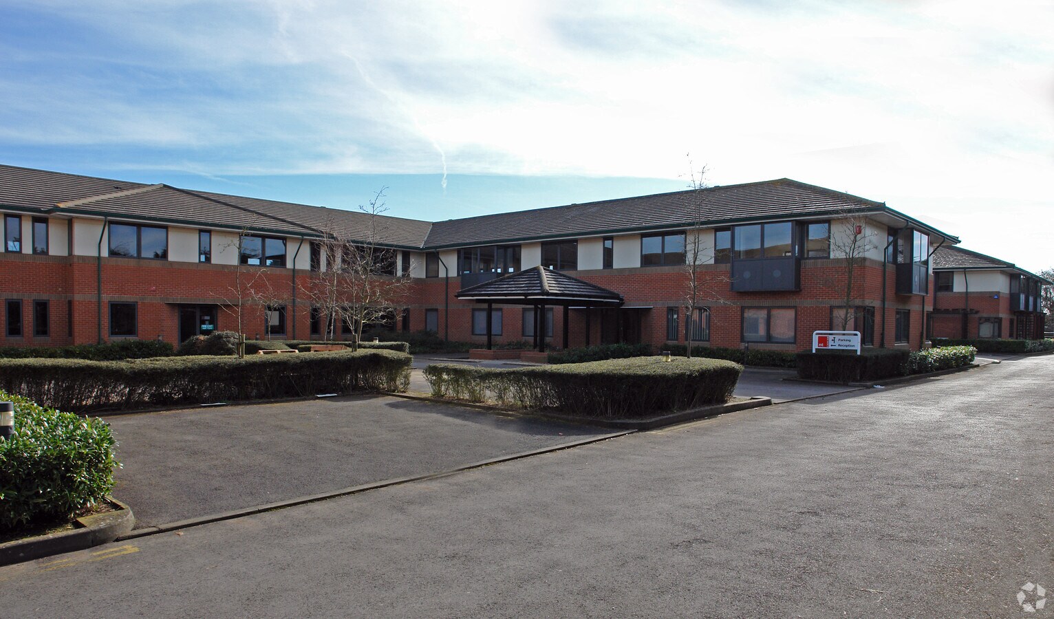 Thame Rd, Aylesbury HP17 8DA UK