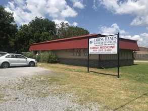 511 Lehigh Ave, Hartshorne, OK for sale Primary Photo- Image 1 of 1