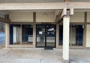 5402-5412 Covington Hwy, Decatur, GA for rent Building Photo- Image 1 of 2