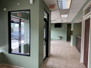 601 Veterans Memorial Hwy, Hauppauge, NY for rent Lobby- Image 1 of 16