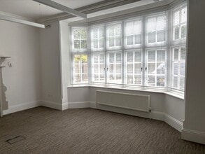 The Hill, Cranbrook to rent Interior Photo- Image 1 of 8