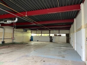 15-21 Faraday Close, Washington to rent Interior Photo- Image 1 of 1