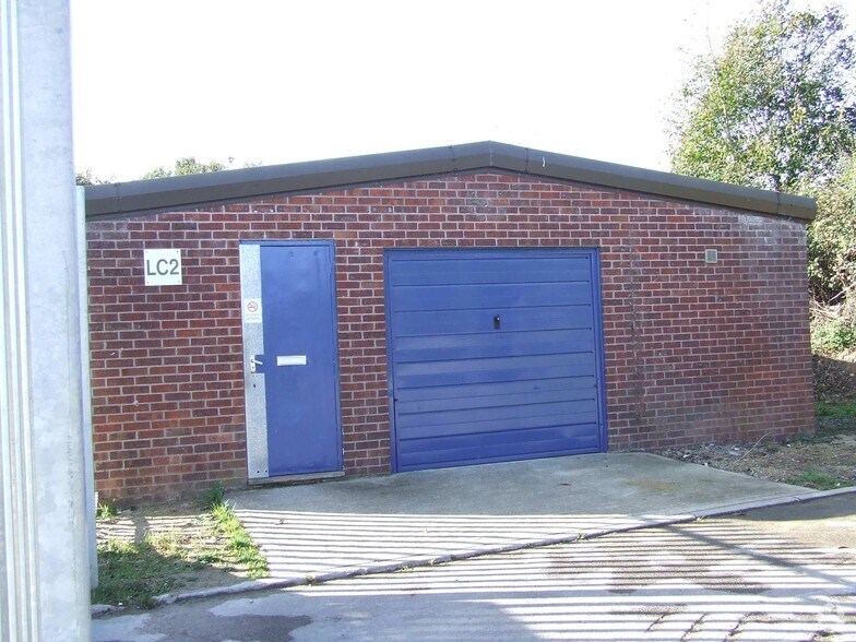 Fiveways Industrial Estate, Hawthorn for sale - Primary Photo - Image 1 of 1