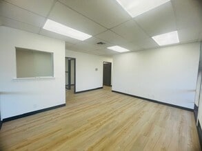 222 N Mountain Ave, Upland, CA to rent Interior Photo- Image 2 of 26