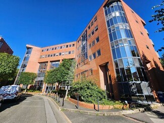 More details for 17 Rue Jeanne Braconnier, Meudon - Office for Sale