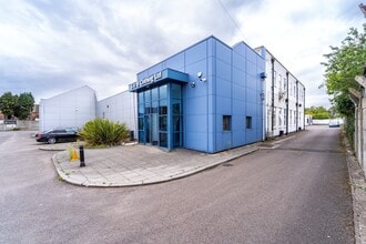 92-94 Gipsy Ln, Leicester to rent Building Photo- Image 1 of 17