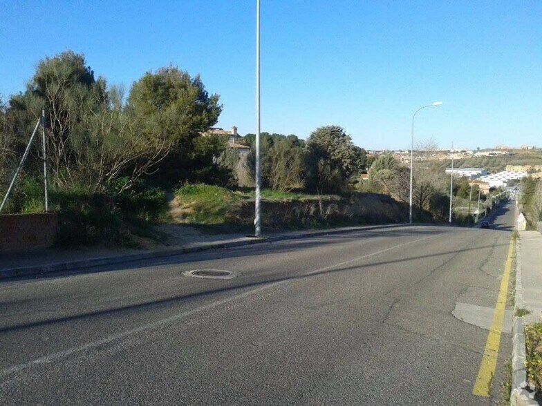 Land in Olías del Rey, Toledo for sale - Primary Photo - Image 1 of 3