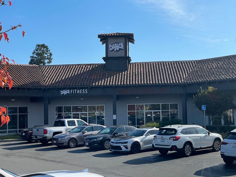 9671 E Stockton Blvd, Elk Grove, CA for rent - Building Photo - Image 1 of 6