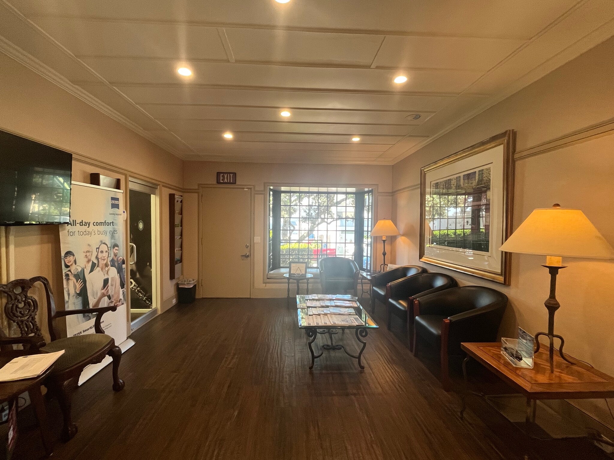 265 Laguna Ave, Laguna Beach, CA to rent Interior Photo- Image 1 of 12