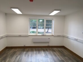 Horsepond Rd, Reading to rent Interior Photo- Image 2 of 8