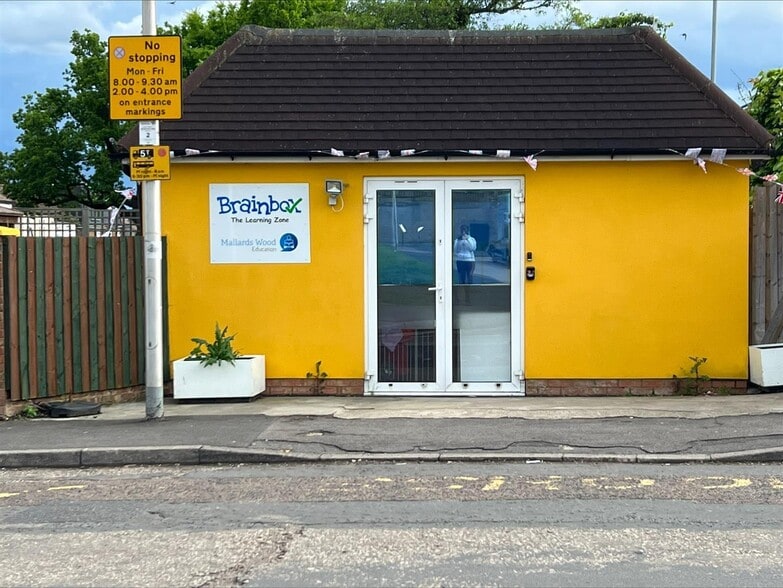 157-159 St. Barnabas Rd, Woodford Green to rent - Building Photo - Image 1 of 13