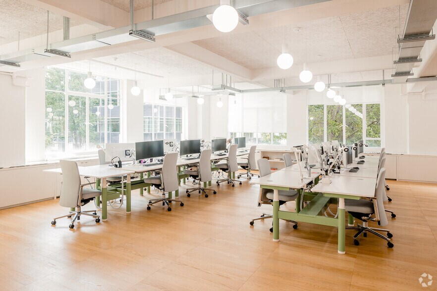 40-44 Clipstone St, London for sale - Building Photo - Image 1 of 1