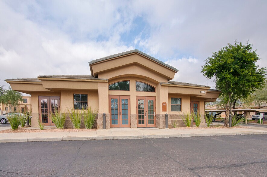 8428 E Shea Blvd, Scottsdale, AZ 85260 UK