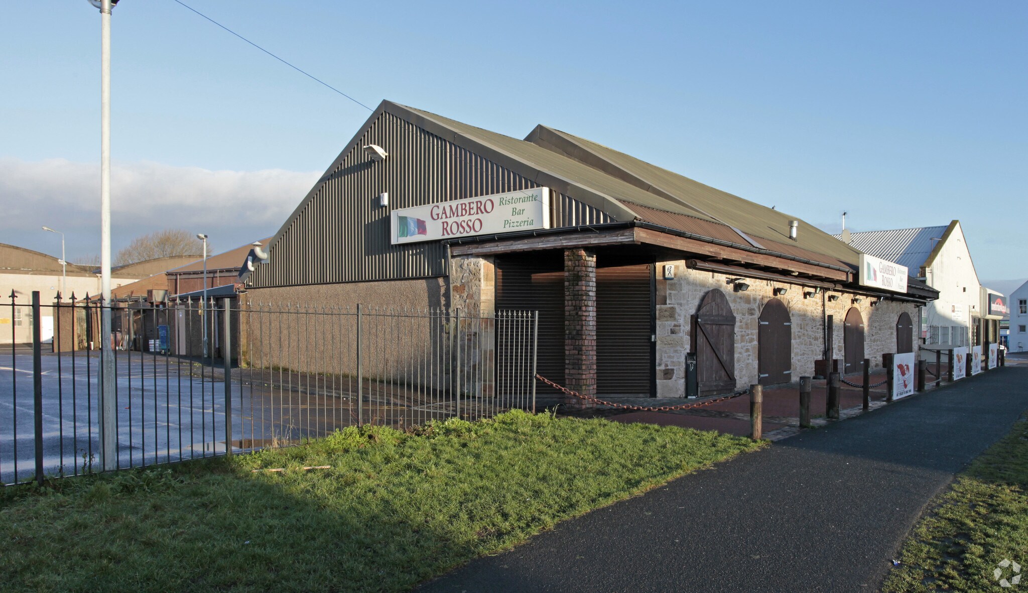 1 Burnbank Rd, Falkirk for sale Primary Photo- Image 1 of 1