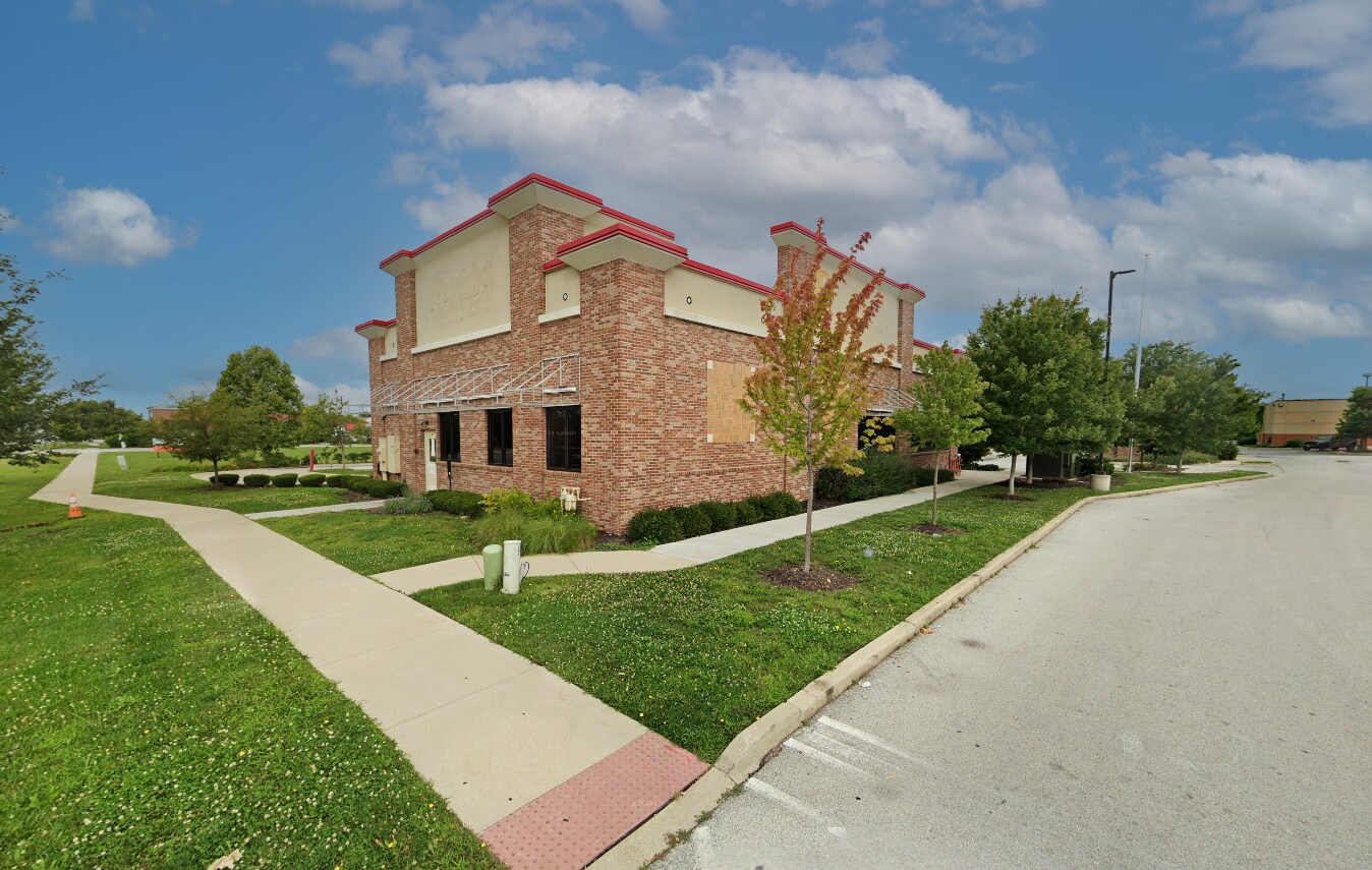 7402 W 159th St, Orland Park, IL to rent Building Photo- Image 1 of 4