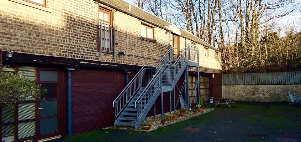 38 Baileyfield Rd, Edinburgh to rent - Building Photo - Image 3 of 4