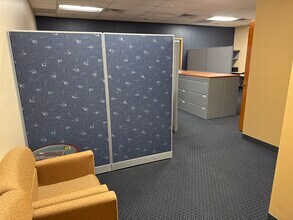 321-395 E Dundee Rd, Wheeling, IL to rent Building Photo- Image 2 of 10