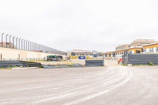 More details for 97 Rue Martha Desrumaux, Nanterre - Light Industrial to Rent