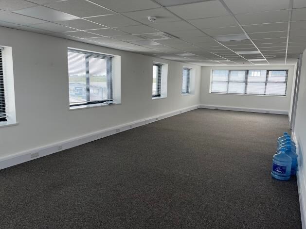 27 Cobham Rd, Wimborne to rent Interior Photo- Image 1 of 3