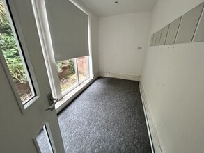 Armitage Rd, Rugeley for rent Interior Photo- Image 2 of 6