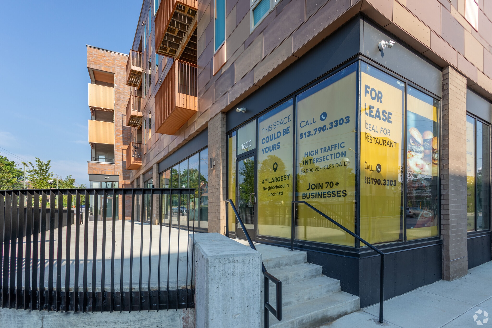 6211 W Hamilton Ave, Cincinnati, OH to rent Building Photo- Image 1 of 5