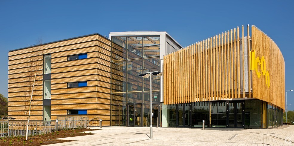 Eastern Way, Daventry to rent - Building Photo - Image 1 of 1