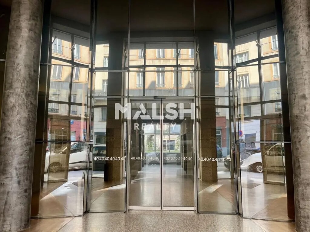 Location Bureaux 482 m² - Photo 1