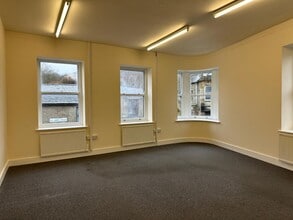St. James Street, Bacup to rent Interior Photo- Image 2 of 11