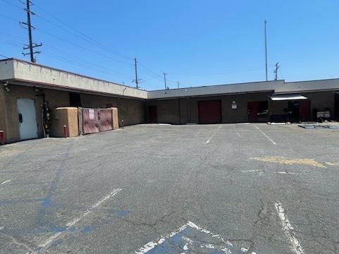 8901-8939 Rose Ave, Montclair, CA for rent - Building Photo - Image 3 of 21