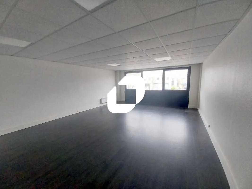 27 Rue Du Gros Murger, Herblay-sur-Seine to rent Primary Photo- Image 1 of 21