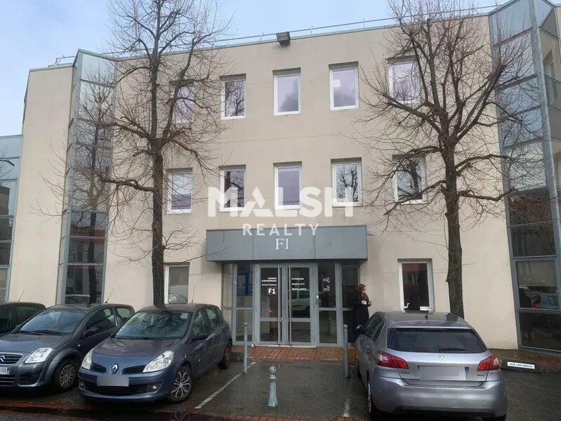 Location Bureaux 110 m² - Photo 1
