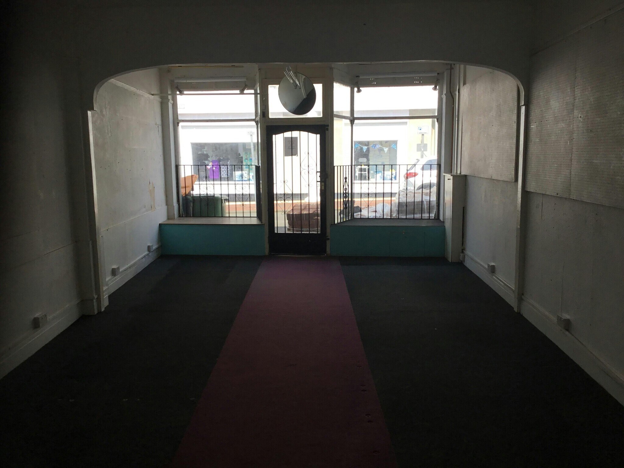 32 High St, Seaford to rent Interior Photo- Image 1 of 3